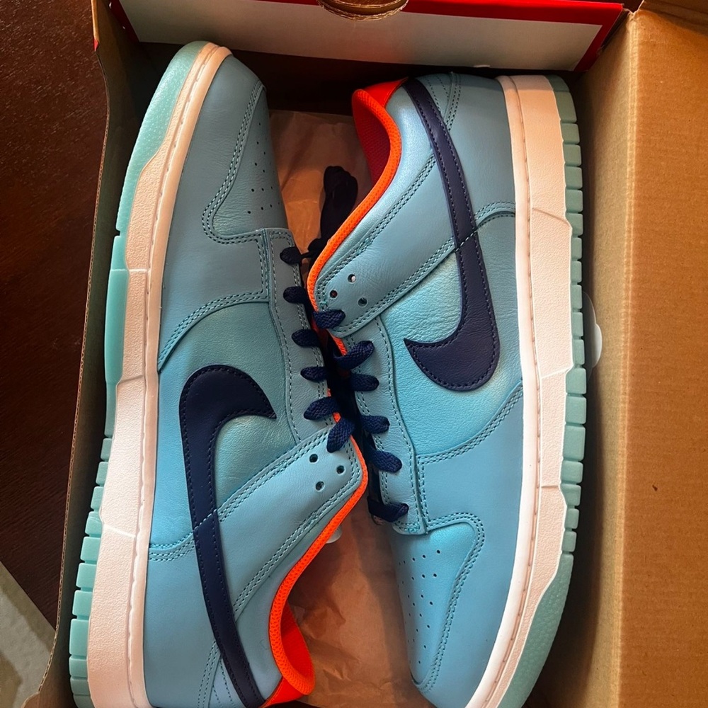 New Nike Dunk Men's Aqua and Orange Sneakers - Picture 2 of 2